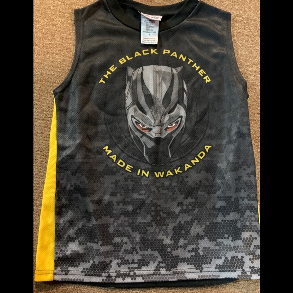 Boy's Size 7 Black Panther Tank